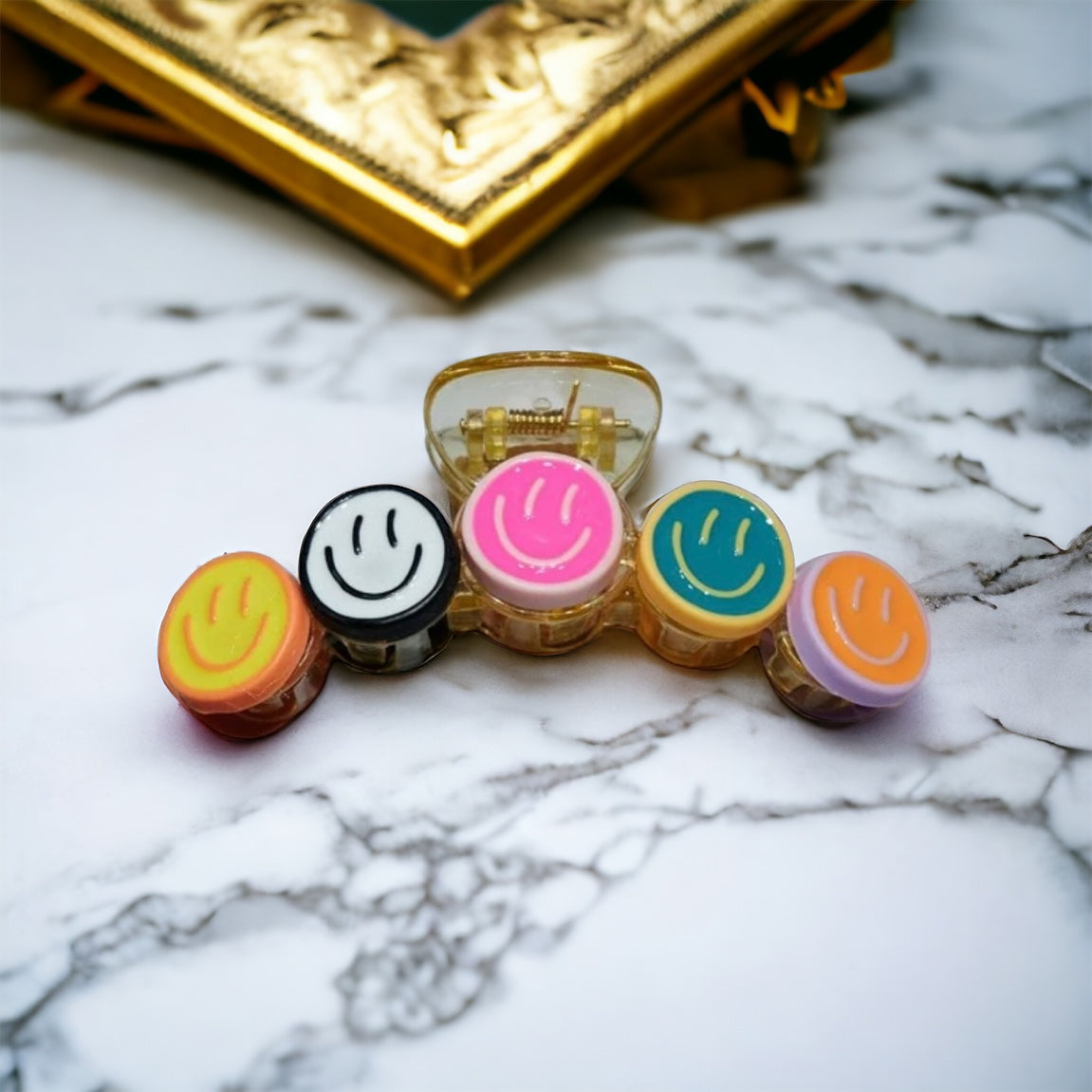 Midi Smile Claw Clip