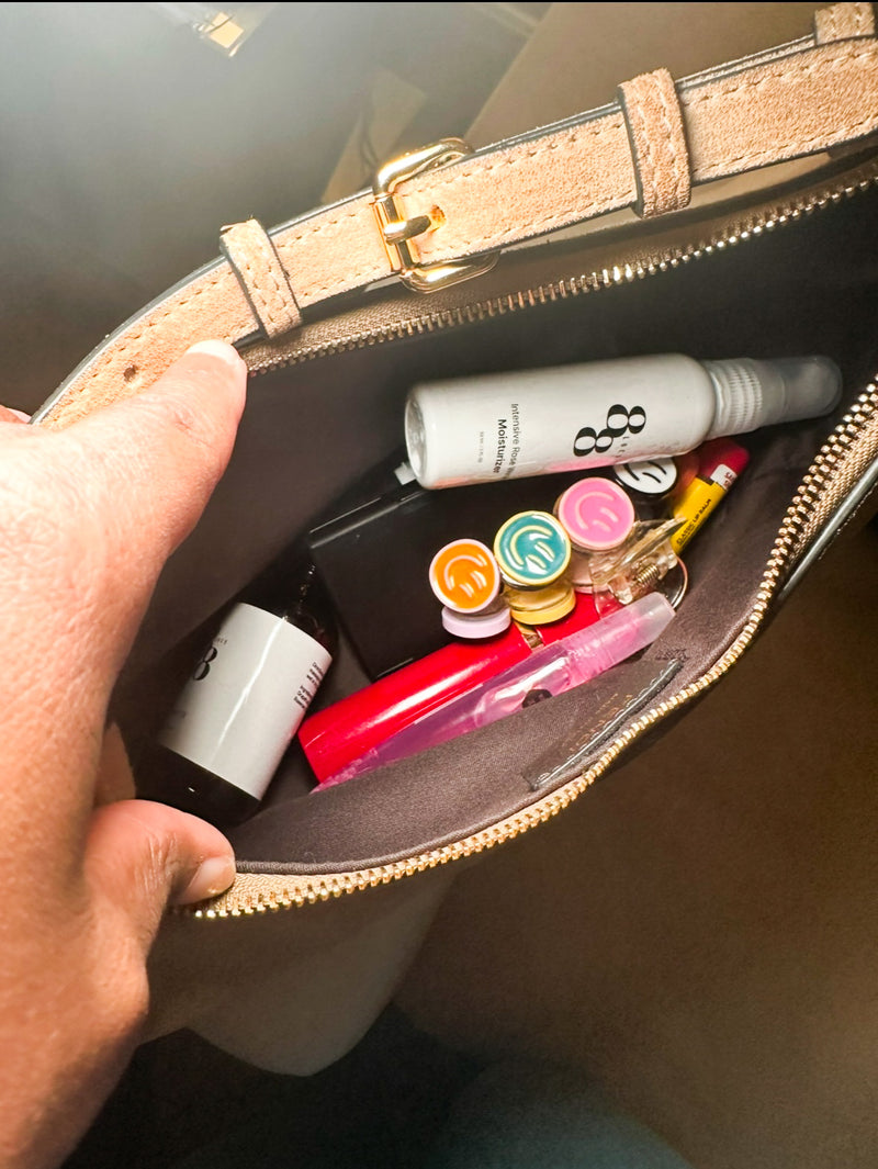 On the Go Kit: With Aloe Loc Spray